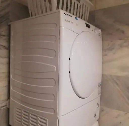 Estudio Cosmopolita * マルベーリャ